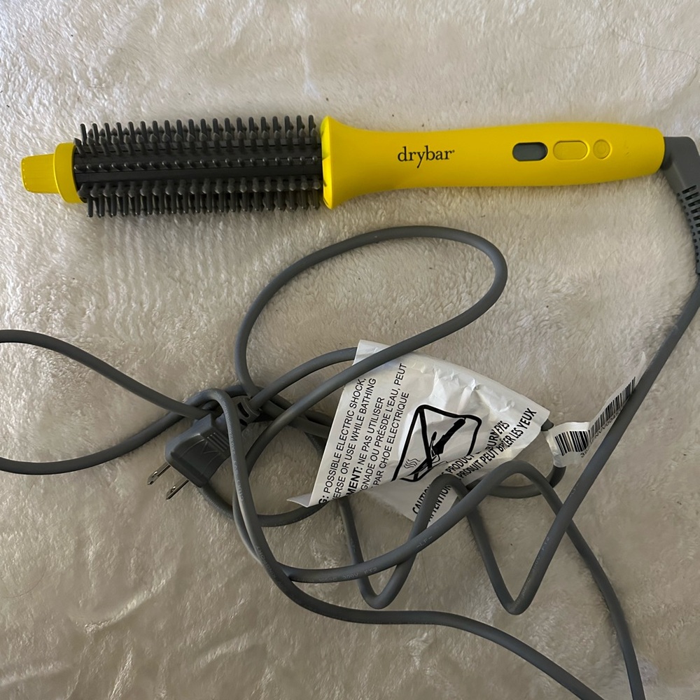 Drybar heated curler